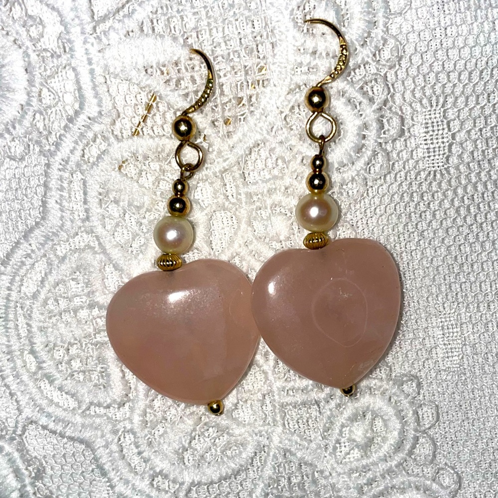 2/$18 Healing semi precious Rose Quarts & Pearl gold dangle crystal earrings